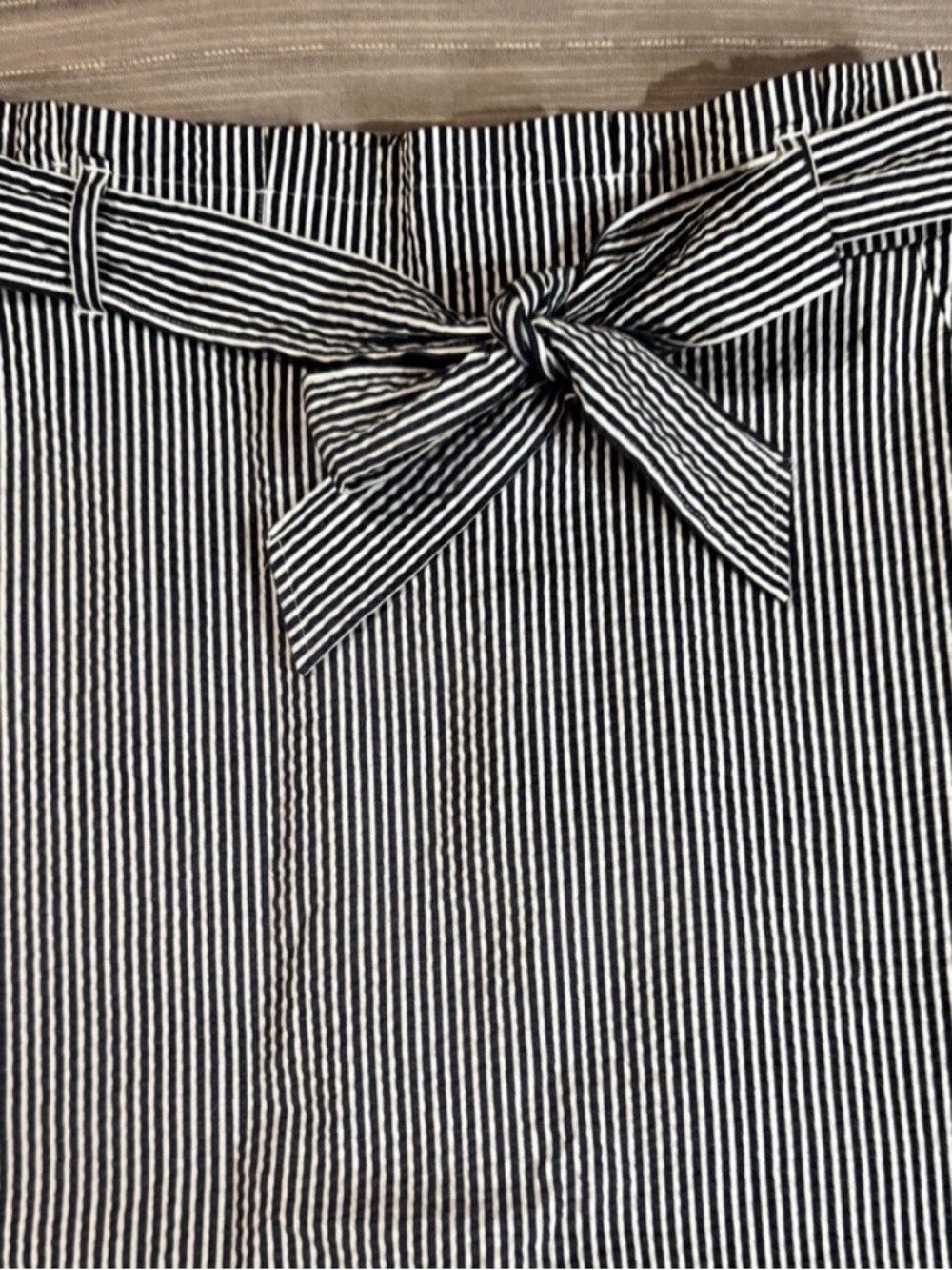 Ann Taylor Black and White Striped Tie-Waist Pencil Skirt - Picture 5 of 11